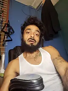 C8L3U online show from December 2024 11:33:02 AM