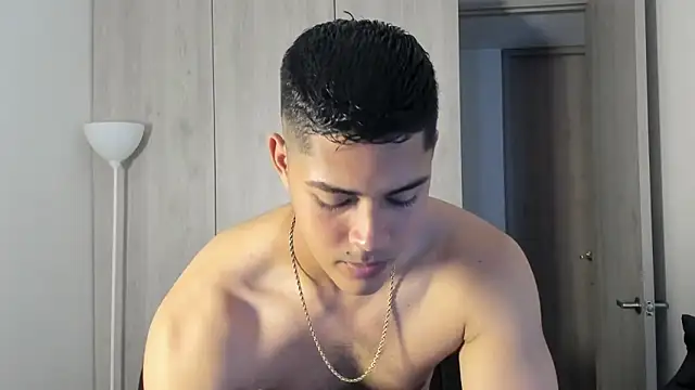 Iamdylan777 online show from October 2025 07:12:02 PM