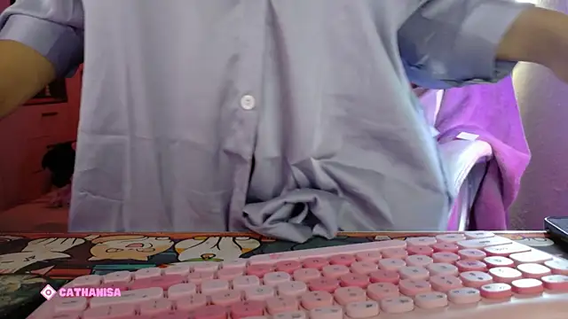 AllisonCatUwU online show from February 2026 03:35:02 PM