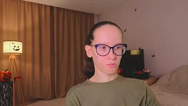 BettyBrowni online show from November 2025 04:22:01 PM