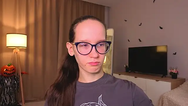 BettyBrowni online show from November 2025 04:16:02 PM