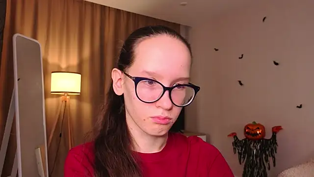 BettyBrowni online show from November 2025 04:08:02 PM