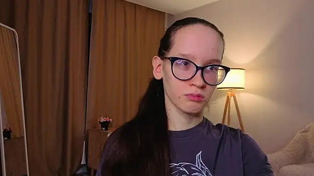 BettyBrowni online show from January 2026 04:11:01 PM