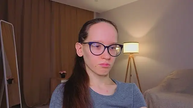 BettyBrowni online show from March 2026 04:09:01 PM