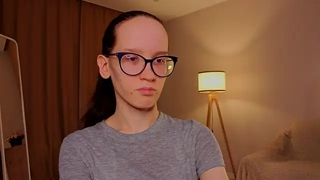 BettyBrowni online show from March 2026 04:06:02 PM