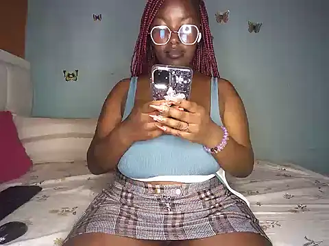 Snapshot of Sparkles_J chatting on May 2026 03:28:01 PM Sparkles J online show from May 2026 03:28:01 PM