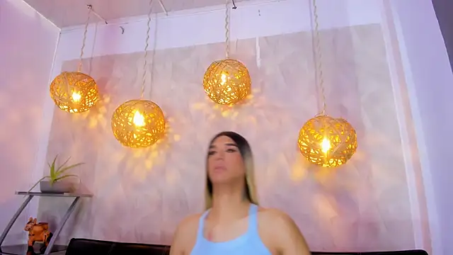 victoria aleia  online show from March 2025 08:51:01 PM