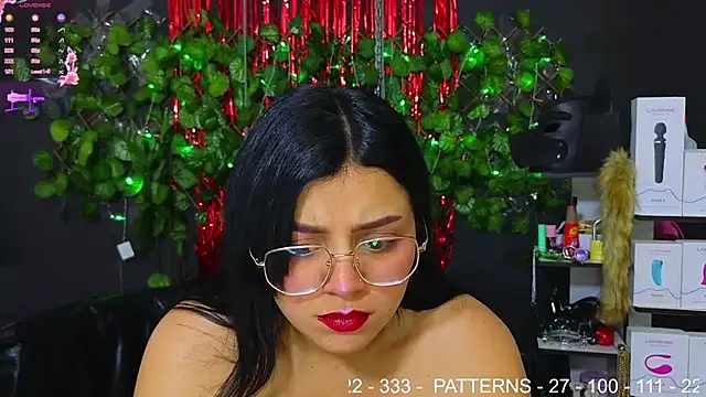 Sweett Mollyy online show from February 2026 11:03:01 PM