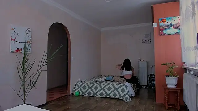 cClandesTina online show from June 2026 10:52:02 AM
