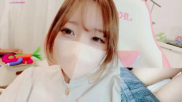 Snapshot of yuayua854 chatting on May 2026 07:24:01 AM yuayua854 online show from May 2026 07:24:01 AM