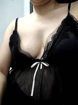 Haralushiaaa online show from October 2025 05:05:01 AM