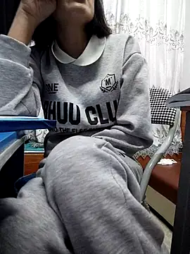 Haralushiaaa online show from December 2025 10:02:01 AM