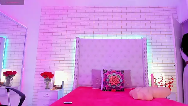 Coco Balenciaga  online show from April 2026 11:27:01 AM