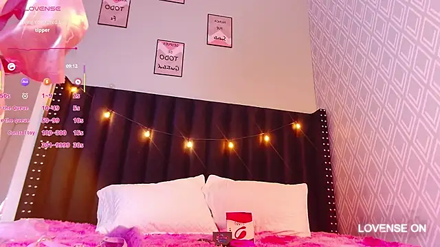 littleebluee online show from February 2025 03:08:02 AM