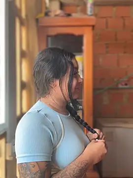 Pretty Isadora online show from February 2026 07:53:02 PM