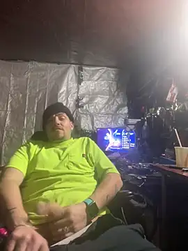 Snapshot of joeycbigcock chatting on February 2025 09:04:01 PM joeycbigcock online show from February 2025 09:04:01 PM