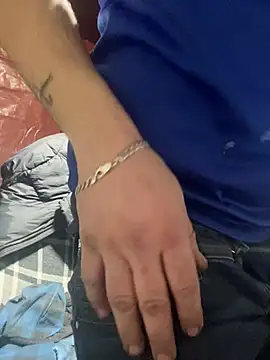 Snapshot of joeycbigcock chatting on March 2025 09:06:02 PM joeycbigcock online show from March 2025 09:06:02 PM