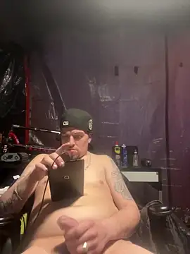 Snapshot of joeycbigcock chatting on March 2025 07:49:02 PM joeycbigcock online show from March 2025 07:49:02 PM