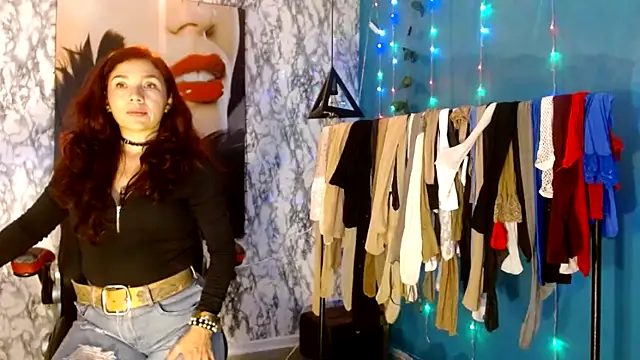 Samantabrown  online show from March 2026 11:37:01 AM