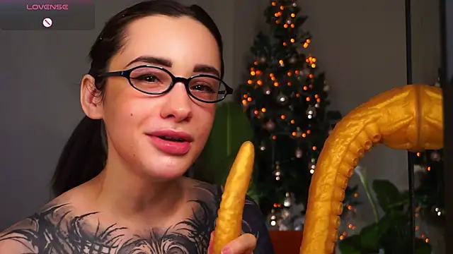 EvaCanton online show from January 2026 02:26:02 AM