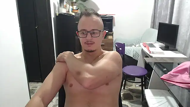 jacob strokes01 online show from July 2026 03:22:01 AM