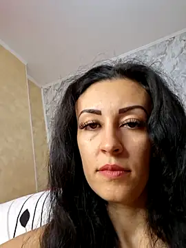 loryyy sexyyy online show from November 2025 01:00:01 PM