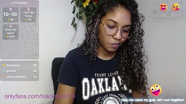 Snapshot of Blackmoon_23 chatting on February 2025 07:41:02 PM Blackmoon 23 online show from February 2025 07:41:02 PM