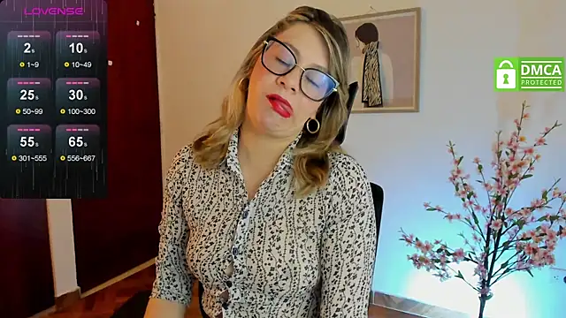 Snapshot of Chanelll_Taylorr_ chatting on February 2025 09:42:01 AM Chanelll Taylorr  online show from February 2025 09:42:01 AM