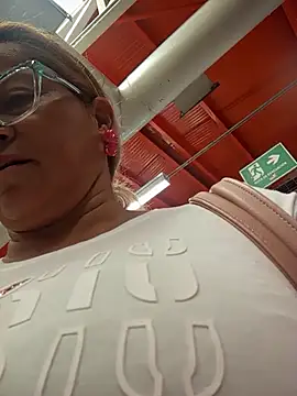 natally ross21 online show from September 2025 02:06:01 PM