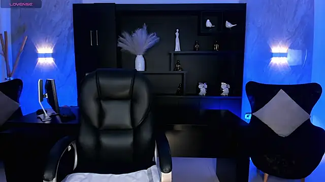 SamanthaKlein  online show from January 2025 03:29:01 AM