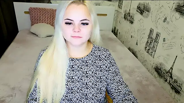 lovely-eyes online show from November 2025 06:52:02 PM