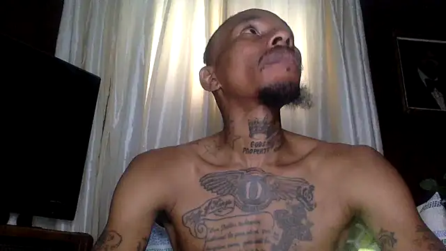 KingDerRico online show from October 2025 09:22:01 PM