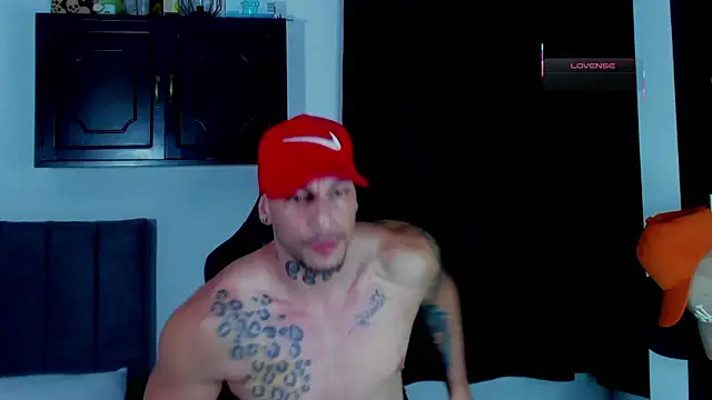 RickG Oficial online show from March 2026 01:07:02 AM