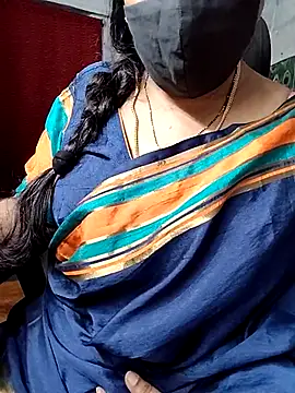 Snapshot of Rani_Darling_99 chatting on June 2026 04:54:01 PM Rani Darling 99 online show from June 2026 04:54:01 PM