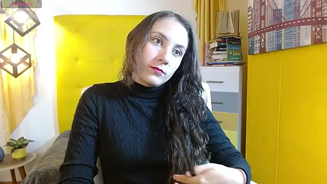 xlunna online show from November 2025 06:56:02 PM