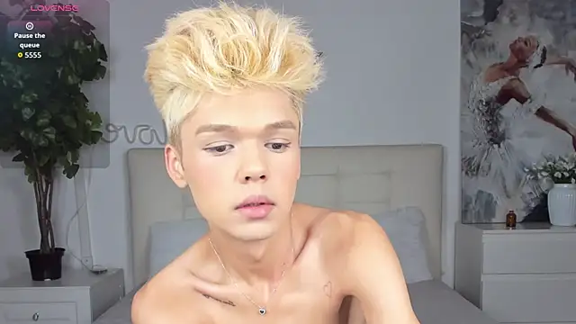 Felix Rey online show from November 2025 04:00:01 PM