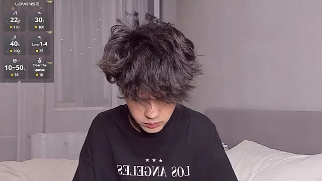 Snapshot of Felix_Rey chatting on June 2026 11:25:01 PM Felix Rey online show from June 2026 11:25:01 PM