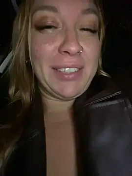 Snapshot of Sweet___Emily chatting on December 2024 09:33:01 PM Sweet   Emily online show from December 2024 09:33:01 PM