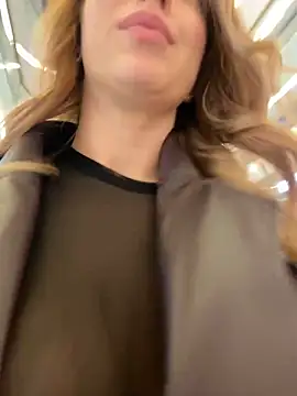 Snapshot of Sweet___Emily chatting on January 2025 02:12:02 PM Sweet   Emily online show from January 2025 02:12:02 PM