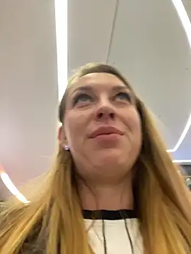 Sweet   Emily online show from December 2025 11:37:01 AM