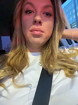 Sweet   Emily online show from December 2025 01:04:02 PM