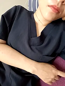 2 sex online show from April 2026 06:19:01 AM