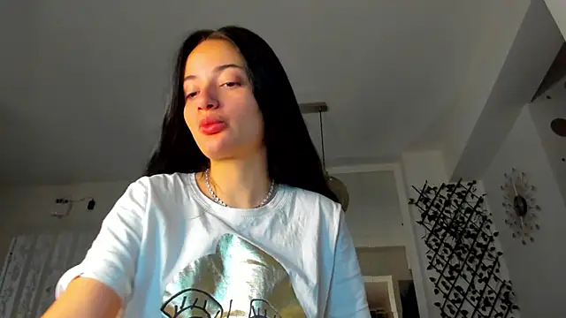 IreneVON online show from December 2024 04:47:02 AM