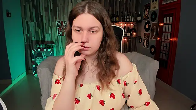 FioraMarmoris online show from March 2026 06:19:02 AM