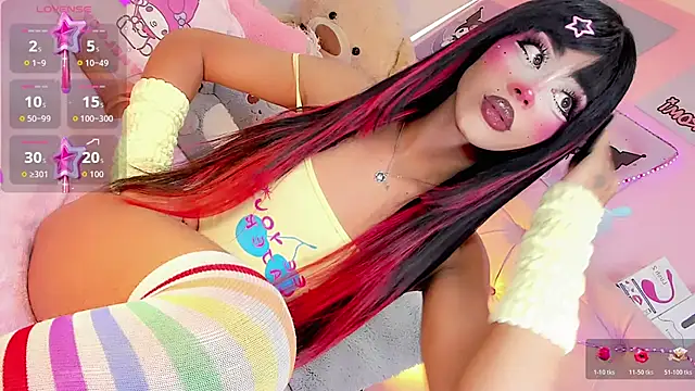 Cute Roxxy online show from June 2026 05:28:02 PM