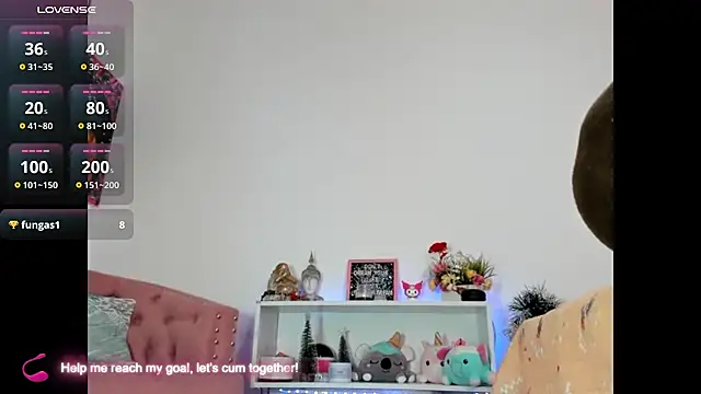 Snapshot of vayolettelove chatting on December 2024 04:32:02 PM vayolettelove online show from December 2024 04:32:02 PM