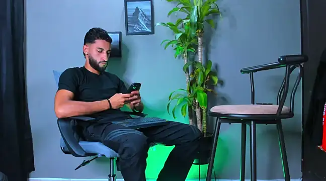 Damian 022 online show from February 2025 12:34:02 PM