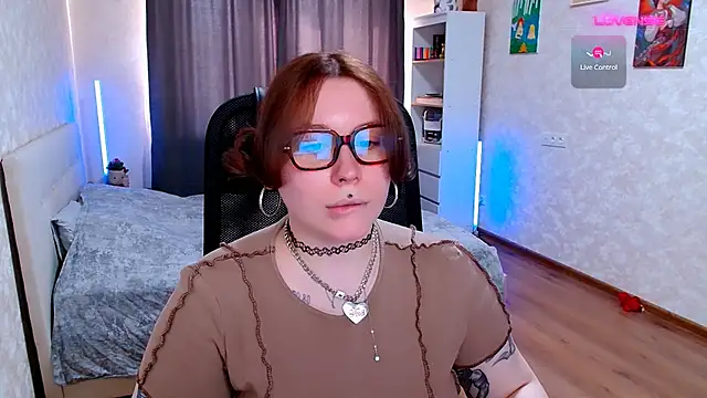 Snapshot of Blueberry-baby chatting on July 2026 12:42:01 PM Blueberry-baby online show from July 2026 12:42:01 PM