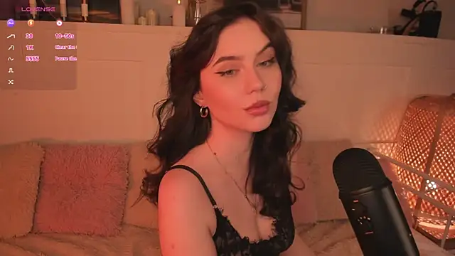 UnaMedison online show from April 2026 10:30:01 AM