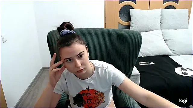 VioletaFlower7 online show from November 2025 09:09:02 AM